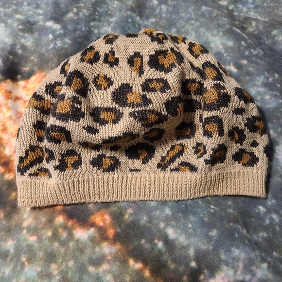 Leopard hat - Picture 1 of 2